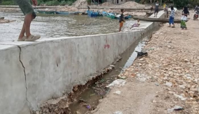 Talut Pantai Kombutokan Rp3, 3 Miliar Disorot Warga Minta Inspektorat Segera Audit Proyek BPBD Bangkep